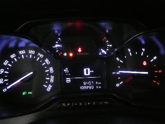 Citroën C3 1.2 LIVE picture 17