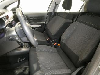 Citroën C3 1.2 LIVE picture 19