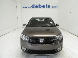 skadebil auto Dacia Sandero LAUREATE 2019/4