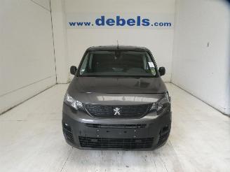skadebil bedrijf Peugeot Partner 1.5D ASPHALT 2021/3