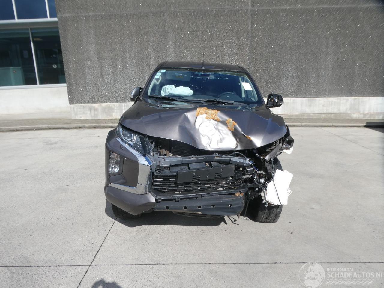 Mitsubishi L200 2.3D