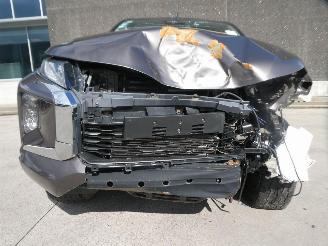 Mitsubishi L200 2.3D picture 2