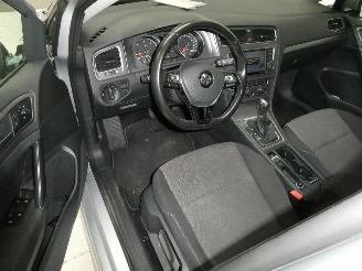 Volkswagen Golf 1.6D VARIANT TRENDLI picture 15