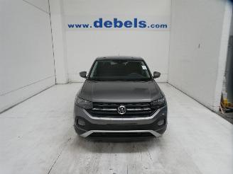 Vaurioauto  passenger cars Volkswagen T-Cross  2019/6