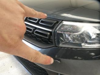 Dacia Sandero AMBIANCE picture 4