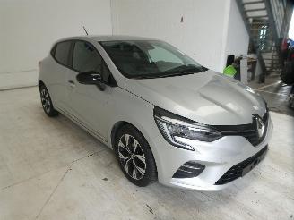 Renault Clio  picture 11