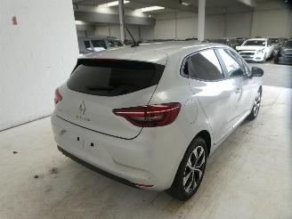 Renault Clio  picture 9