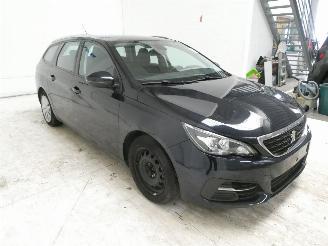 Peugeot 308 II SW STYLE picture 14