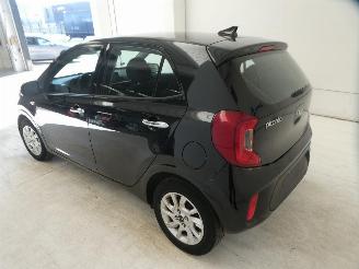 Kia Picanto  picture 5