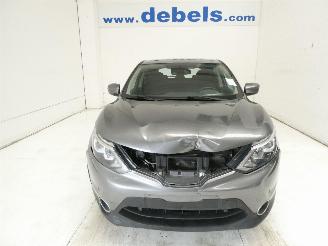 Damaged car Nissan Qashqai 1.2 2015/5