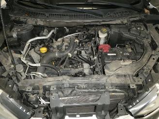 Nissan Qashqai 1.2 picture 19