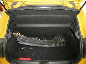 Peugeot 208 LIKE picture 17