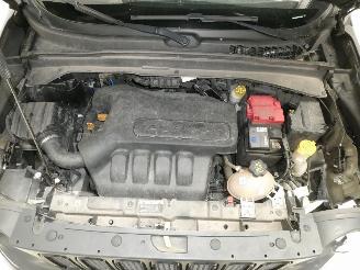 Jeep Renegade  picture 22