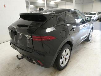 Jaguar E-Pace 2.0D S picture 10