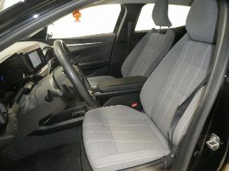 Renault Mégane E-TECH EVOLUT picture 24