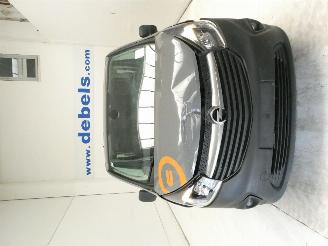 krockskadad bil bedrijf Opel Vivaro 1.6D EDITION 2018/6