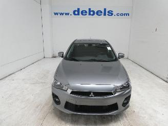 Voiture accidenté Mitsubishi Lancer 1.6 2016/2