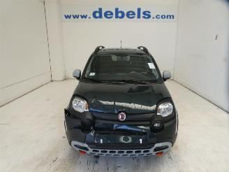 Schadeauto Fiat Panda CITY CROSS 2022/10