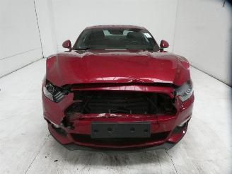 Ford Mustang  picture 2