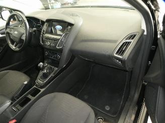 Ford Focus TITANIUM picture 13