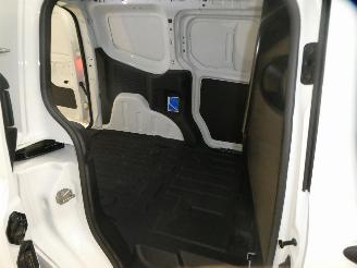 Ford Transit COURIER picture 14