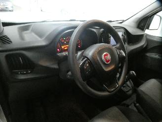 Fiat Doblo 1.6D DOBLÃ’ picture 18