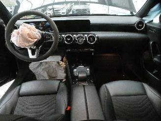 Mercedes A-klasse LIMOUSINE 1.3 A250 picture 18