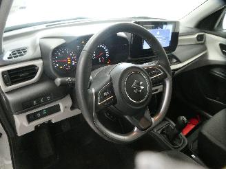 Suzuki Swift GL+ picture 17