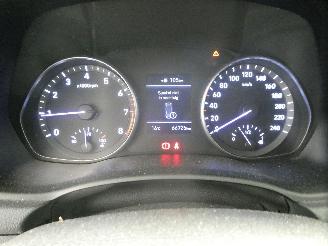 Hyundai I-30 FASTBACK picture 13