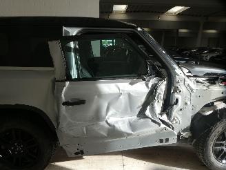 Landrover Defender 3.0 picture 8