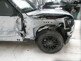 Landrover Defender 3.0 picture 16