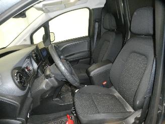 Mercedes Citan 112 CDI picture 14