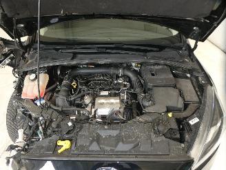 Ford Focus TITANIUM picture 24