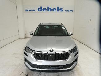 Damaged car Skoda Karoq AMBITION 2023/10