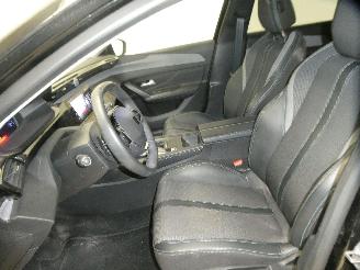 Peugeot 308 1.5D III ALLURE picture 19