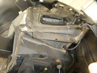 Peugeot 308 1.5D III ALLURE picture 26