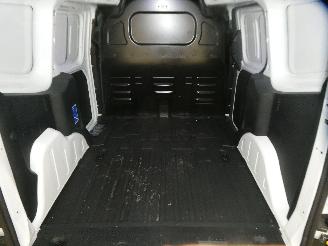 Ford Transit COURIER picture 13