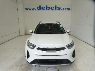 krockskadad bil auto Kia Stonic  2025/4