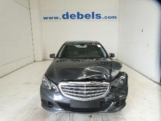Damaged car Mercedes E-klasse 2.2D CDI 2015/3