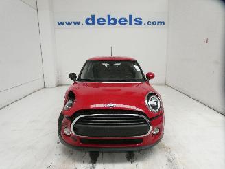 Vaurioauto  passenger cars Mini One  2019/6