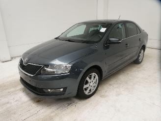 Skoda Rapid AMBITION picture 3