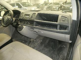 Volkswagen Transporter 2.0D T6 4X4 picture 11