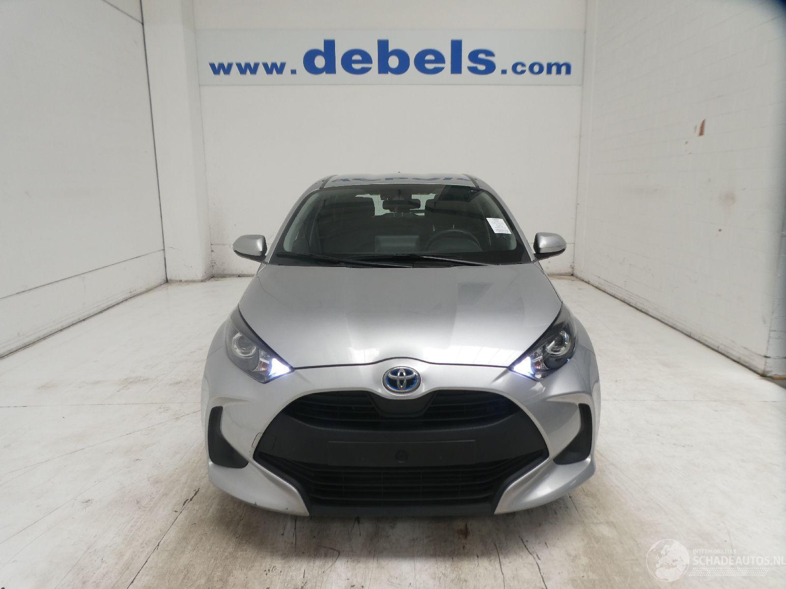 Toyota Yaris DYNAMIC 1.5VVT - HYB