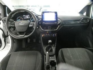 Ford Fiesta 1.1 5 DEURS picture 10