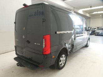 Mercedes Sprinter 2.2D 215 CDI picture 8