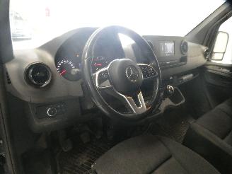 Mercedes Sprinter 2.2D 215 CDI picture 14
