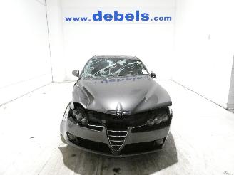 uszkodzony samochody osobowe Alfa Romeo 159  2018/8
