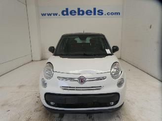 krockskadad bil auto Fiat 500L 1.6D LOUNGE 2016/3