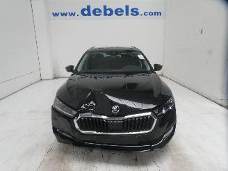 skadebil auto Skoda Octavia 2.0D FIRST EDITIO 2023/2