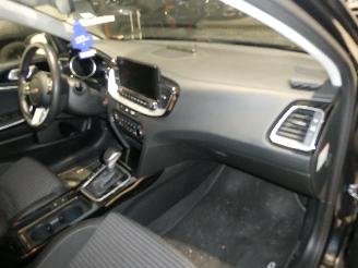 Kia Cee d  picture 13